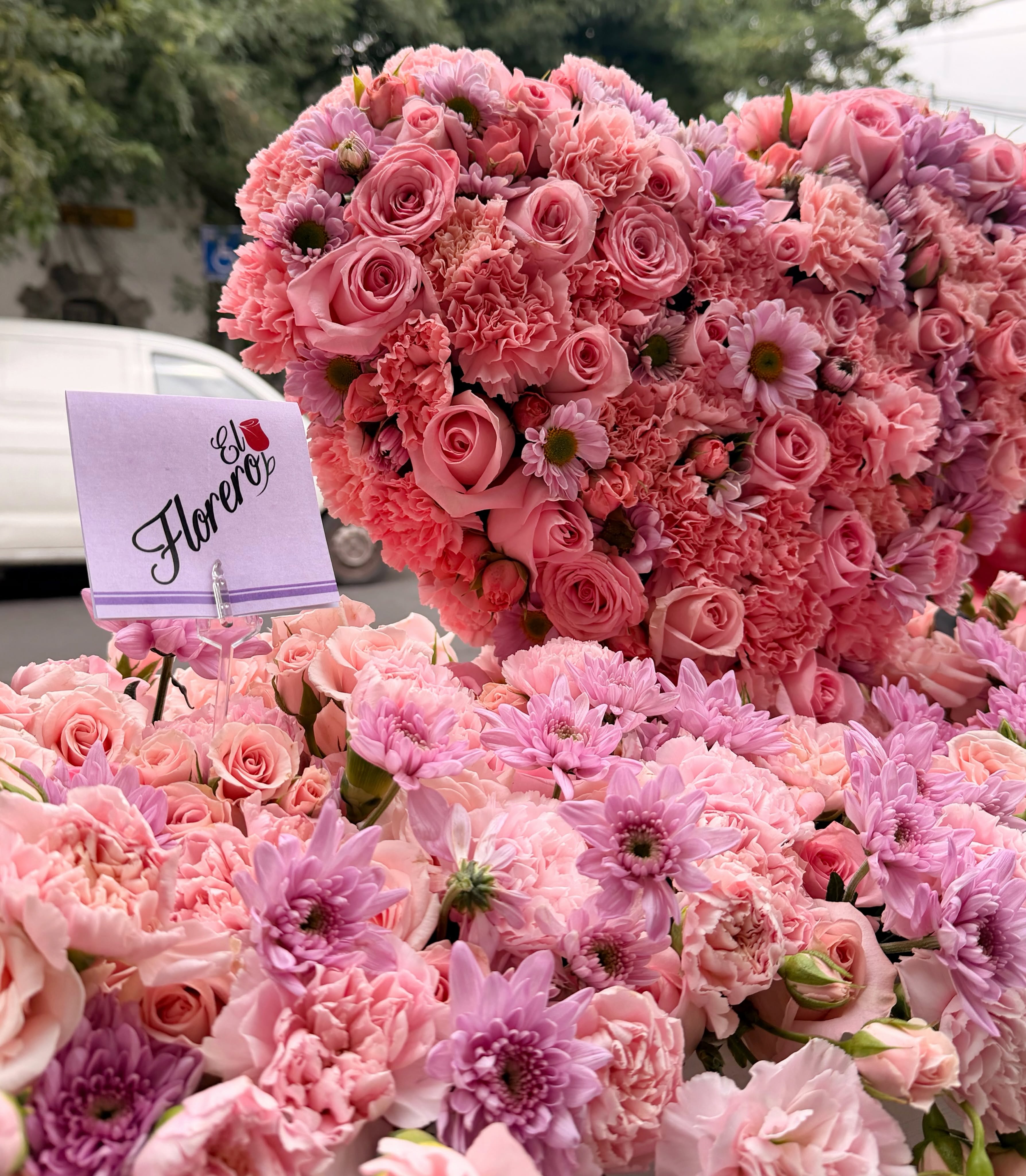 Corazones florales de rosas rosas